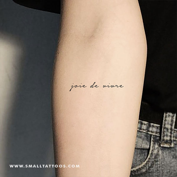 French for “Always in my heart,” a memorial tattoo